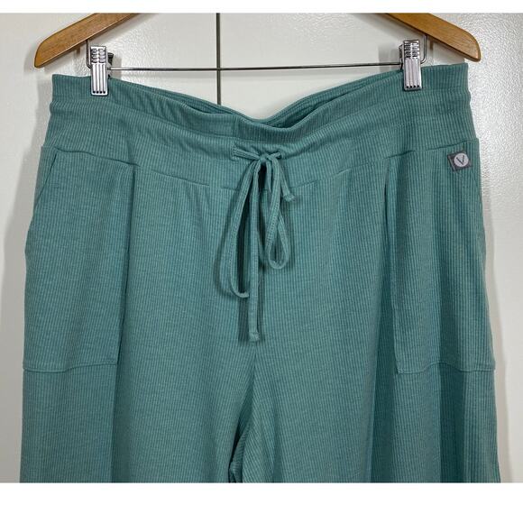 LIVI Mid Rise Rib Knit Capri Wide Leg Sage Green Size 14 / 16 - Picture 3 of 10